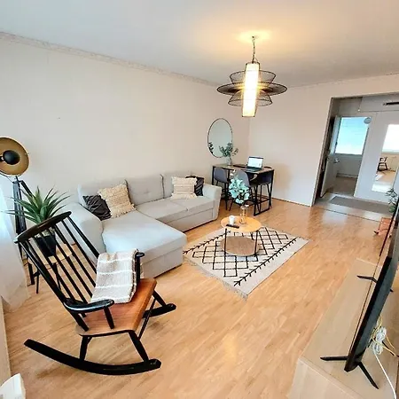 Apartment 》 Idyllic Cityhome Untamola - Nearby River Aura Turku