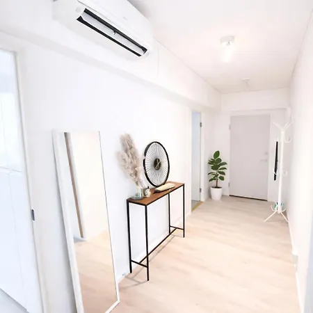 Great Location, Ac, Parking, Ev Loading, Wifi טורקו