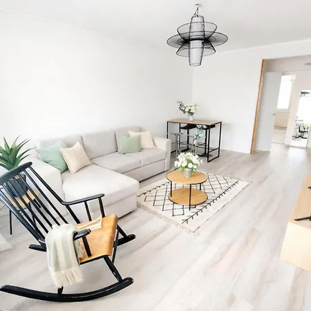 Great Location, Ac, Parking, Ev Loading, Wifi טורקו