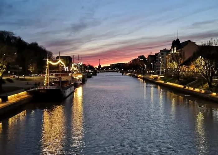 Apartment Great Location, Ac, Parking, Ev Loading, Wifi Turku